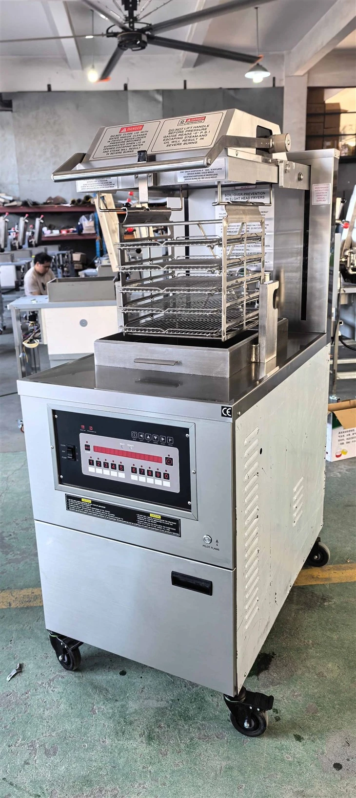 Auto Lift 8-Head Electric Chicken Pressure Fryer factory